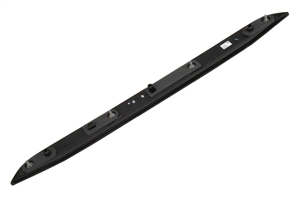 GM Genuine Parts Center High Mount Stop Light 84277408 — image 2
